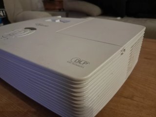 Proyector Optoma para cine y videojuegos