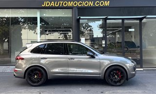 Porsche Cayenne  V8 diesel