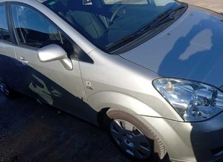 Faro izquierdo toyota corolla (r1) 2.0 d-4d 427740
