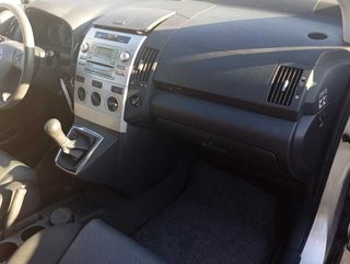 Faro izquierdo toyota corolla (r1) 2.0 d-4d 427740
