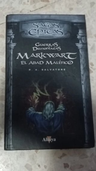 Varios títulos de libros
