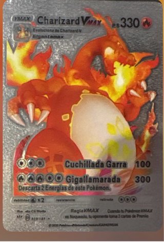 Carta Pokémon Charizard VMAX Gigantamax