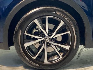 TOYOTA Toyota C-HR C-HR 220PH Advance