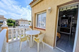 Casa pareada en alquiler en Nueva Torrevieja - Aguas Nuevas en Torrevieja