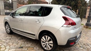 Peugeot 3008 2015