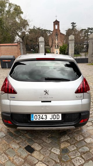 Peugeot 3008 2015