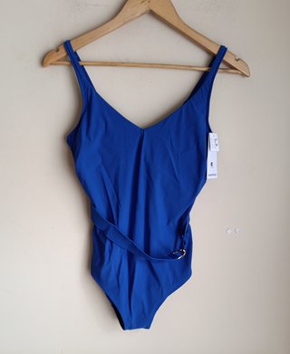 Bañador Azul rey Talla 105C de 125€