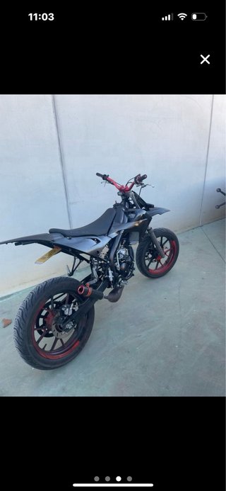Rieju MRT Supermotard Negra y Roja