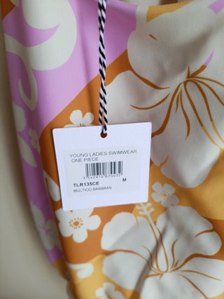 Bañador asimétrico estampado floral
