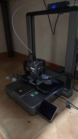 Impresora 3D Creality + Almacenamiento Filamento