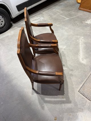2 Poltrone Luigi XVI Pelle e Legno
