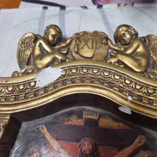 Antiguo retablo religioso para restaurar