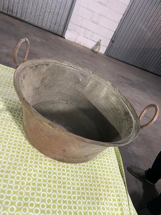 Bacinella in rame con manici