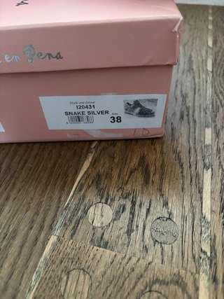 Zapatillas Alma en Pena Piel Beige/Plata Talla 38