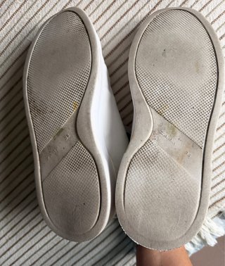Zapatillas blancas chica