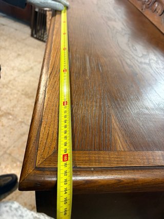 Cómoda de comedor de castaño