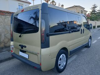 Opel Vivaro 2.5 CDTI 135 cv
