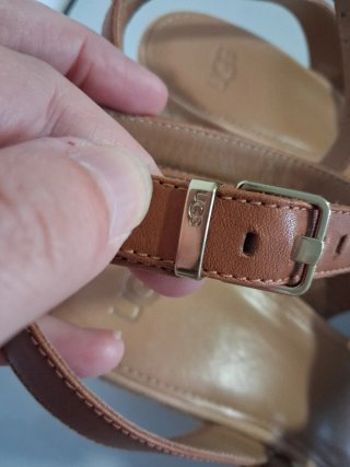 Sandalias UGG Talla 41 Marrones