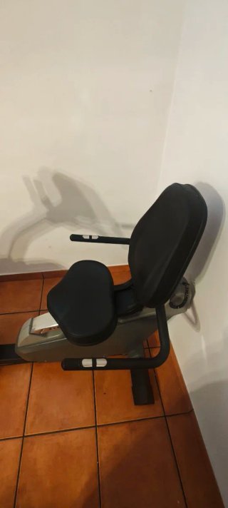Bicicleta Estática Reclinada Kettler AXOS