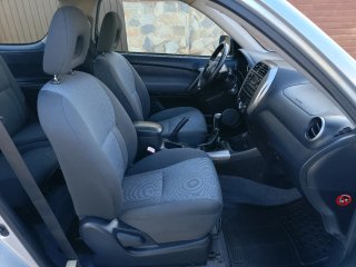 Toyota RAV4 1.8 VVT-I 125 cv