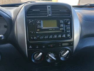 Toyota RAV4 1.8 VVT-I 125 cv