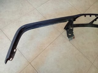 Calandra BMW E36 Post