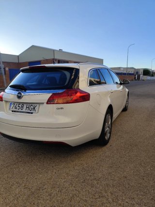 Opel insignia Ranchera