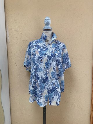 Camisa estampada floral de algodón