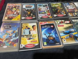Sony PSP + Lote de 13 Juegos