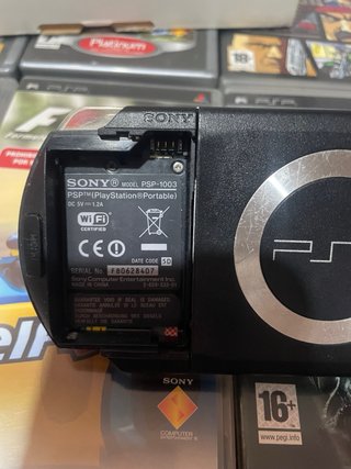 Sony PSP + Lote de 13 Juegos