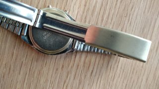 Reloj Creston LCD de pulsera vintage