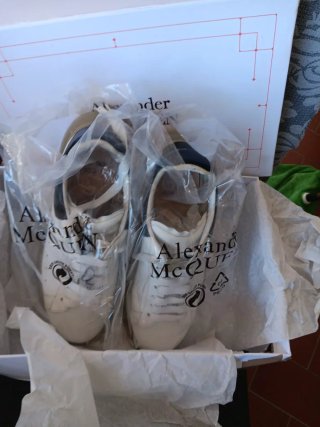 Alexander McQueen Scarpe Sneakers Bianche Nere