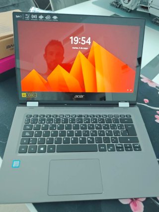 Portátil Táctil Acer Spin 3 2018 i5 250SD 8Gb