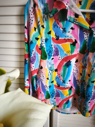 Camisa estampada pinceladas