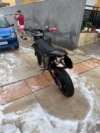 Beta RR 50cc Enduro Negra y Roja