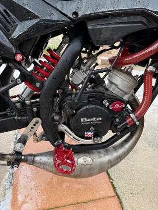 Beta RR 50cc Enduro Negra y Roja