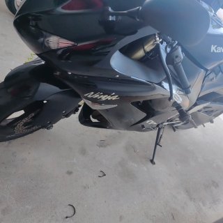 Kawasaki Ninja ZX-10R Negra