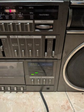 Boombox Sanyo C4 Cassette Radio Vintage