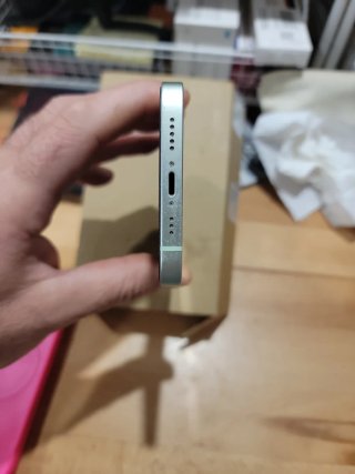 iPhone 12 64 GB