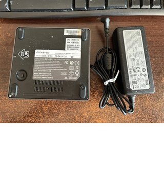 Gigabyte BRIX GB-BKi5A-7200 Mini PC Core i5