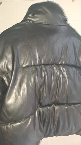 Anorak Bershka Negro Piel Sintética