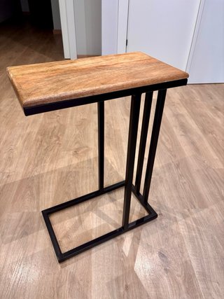 Mesa auxiliar madera y metal