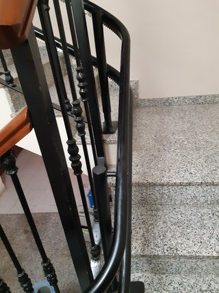 Silla salva escaleras  BLANCA