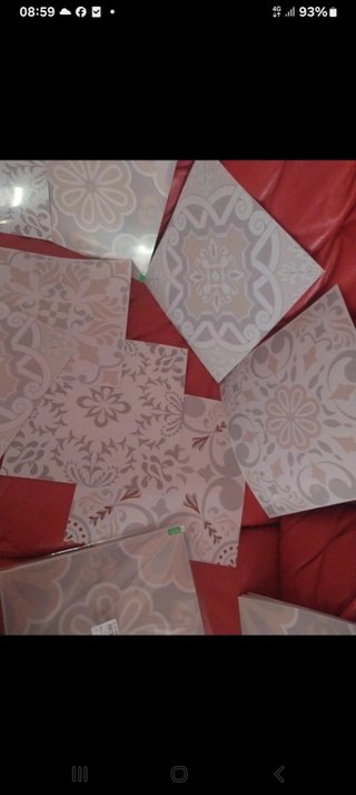 40 mattonelle adesive 30×30