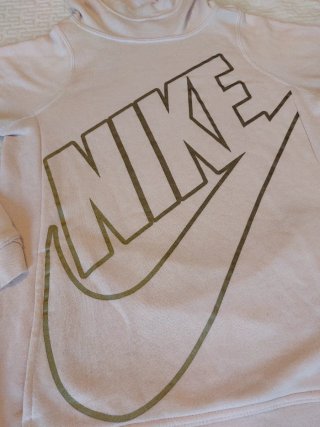 Felpa Nike con cappuccio e tasche
