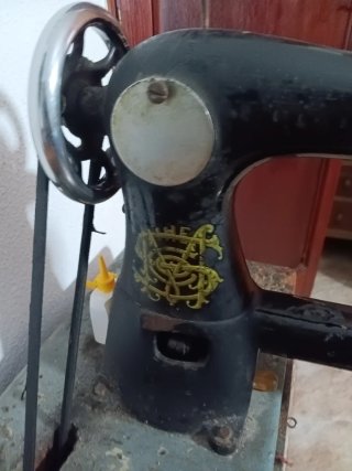 Máquina de coser Singer zapatera