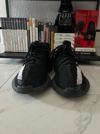 Adidas Yeezy 350 V2 Oreo