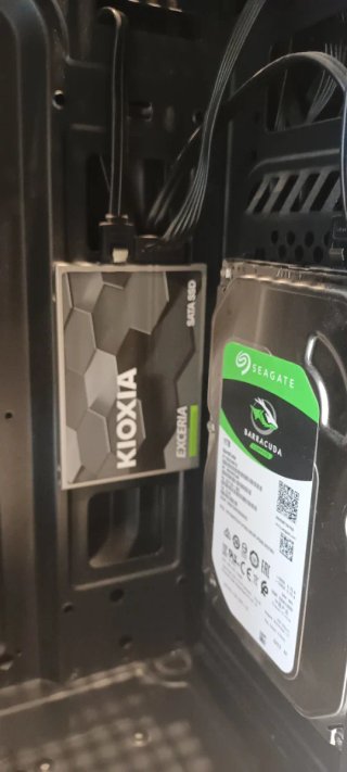 PC Gamer Ryzen 5 3600 GTX 1650 16GB RAM Urge venta