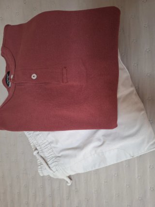 Pantalones Chinos Beige y Gris Pull&Bear/Zara