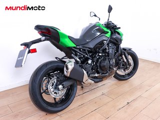 KAWASAKI Z 900